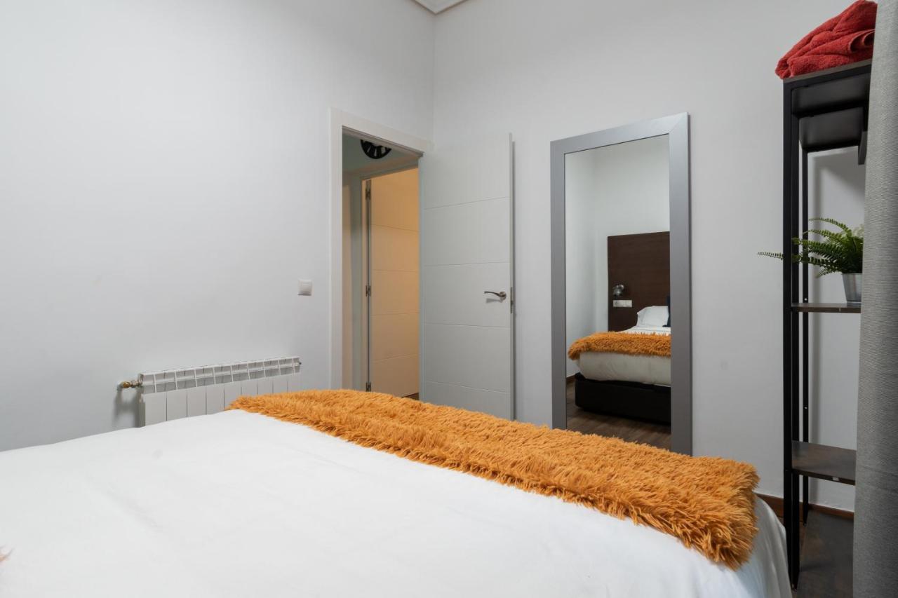 Vip Cervantes, By Monaro***** Madrid Extérieur photo