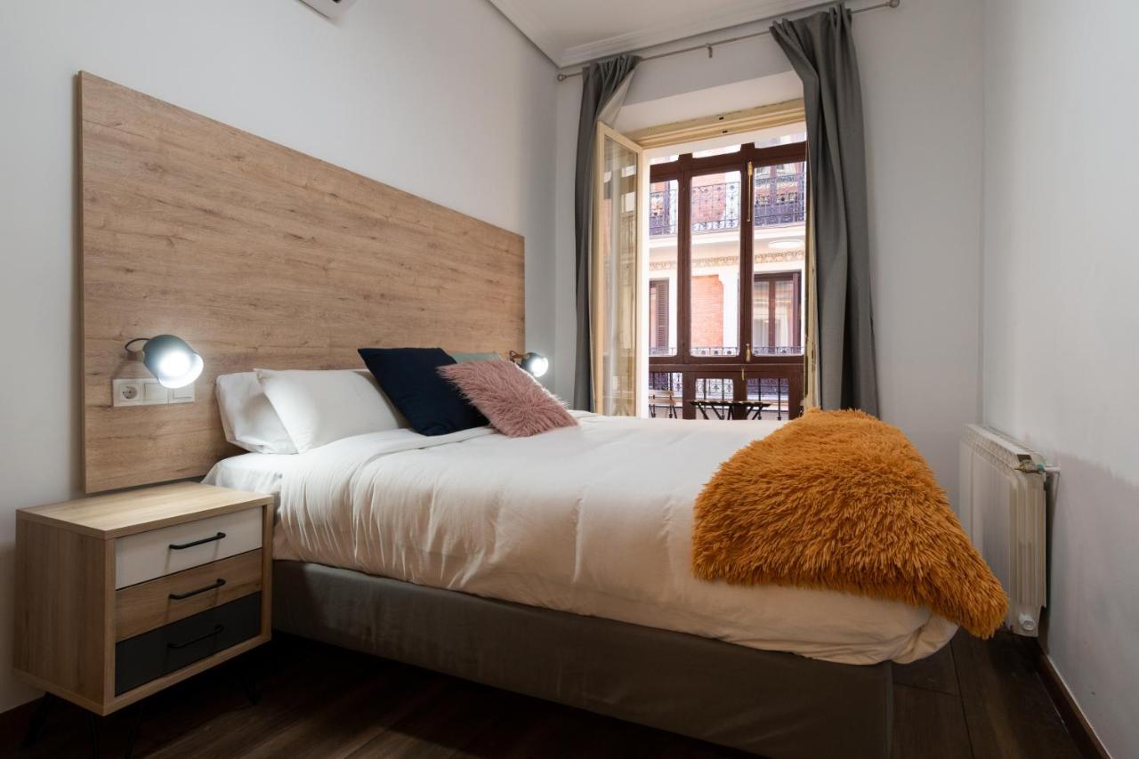 Vip Cervantes, By Monaro***** Madrid Extérieur photo