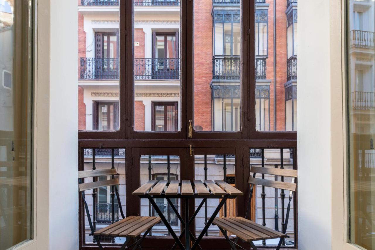 Vip Cervantes, By Monaro***** Madrid Extérieur photo